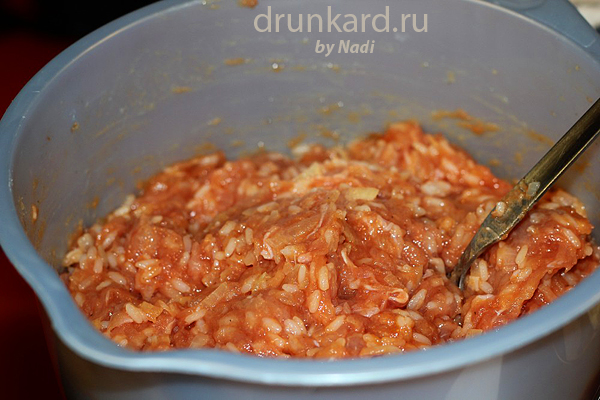 Мясные ёжики в томатном соусе